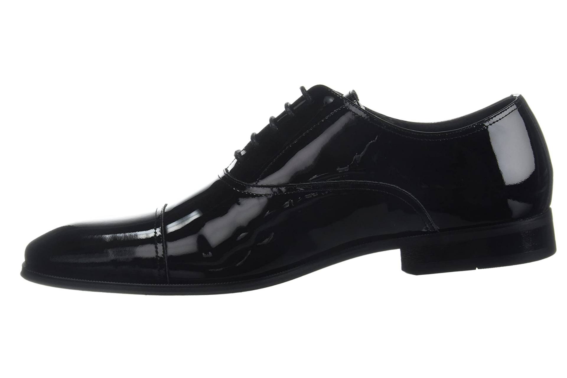 Oxford dress shoe for work