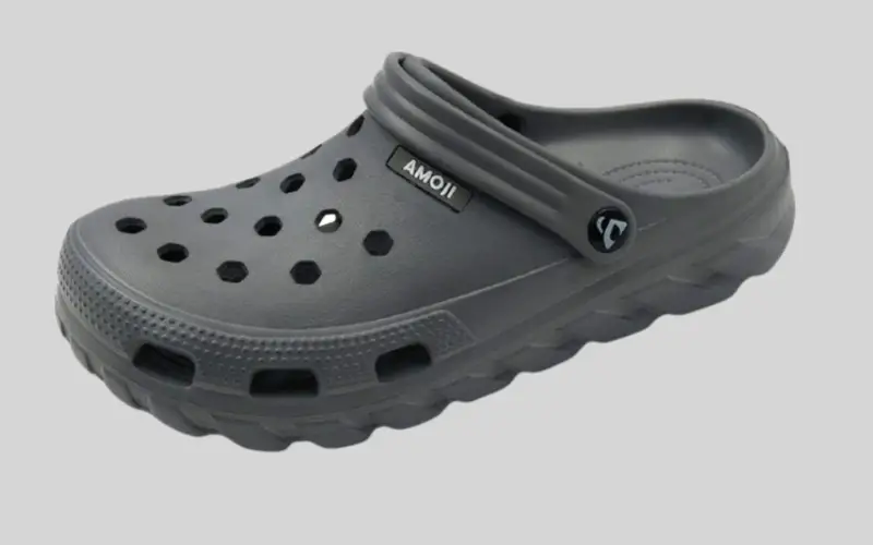 Amoji as Crocs sandals alternative