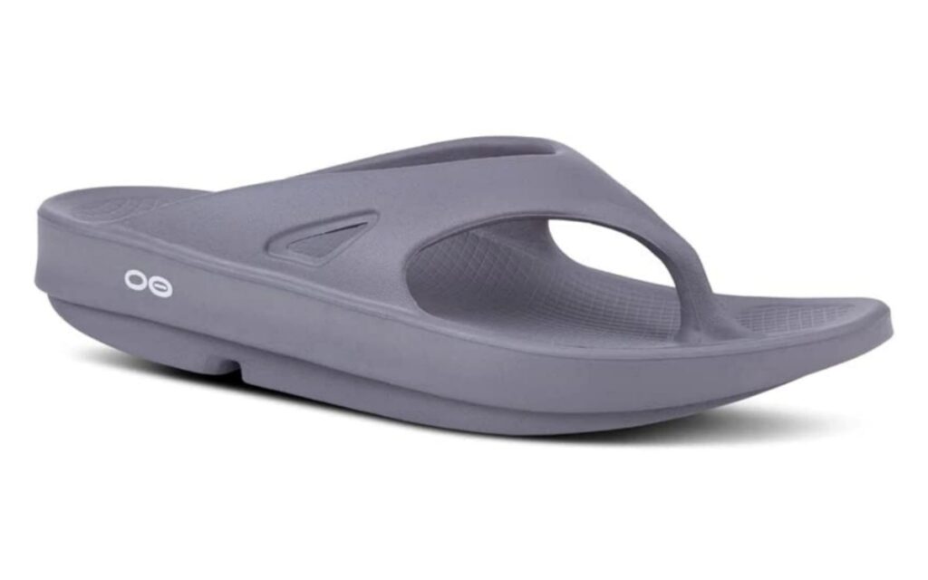 4 Best Oofos for Plantar Fasciitis | 2023 Review